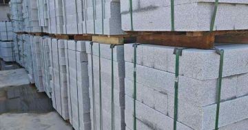 金华芝麻白路牙石，路侧石