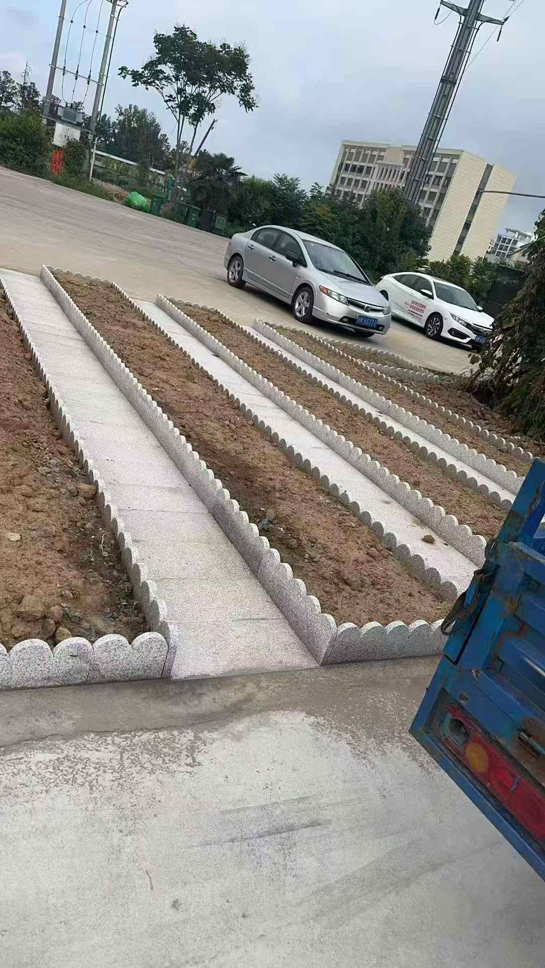 金华芝麻白花边石